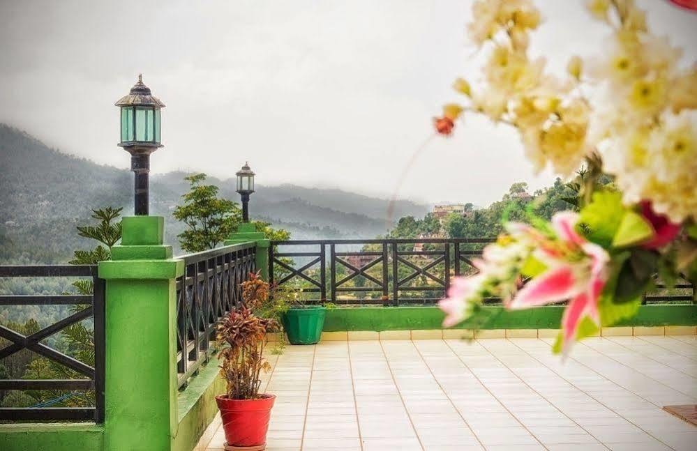 Baba Resorts Dharampur Dharampur  エクステリア 写真