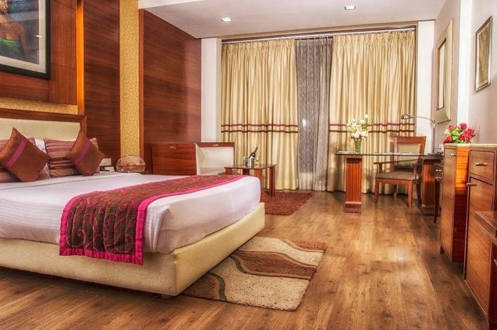 Baba Resorts Dharampur Dharampur  エクステリア 写真