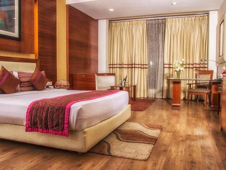 Baba Resorts Dharampur Dharampur  エクステリア 写真