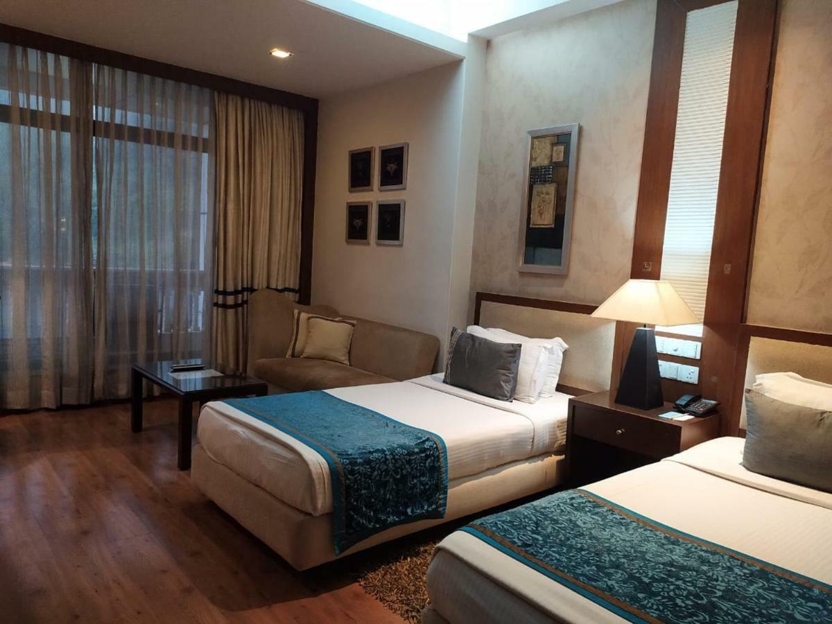 Baba Resorts Dharampur Dharampur  エクステリア 写真